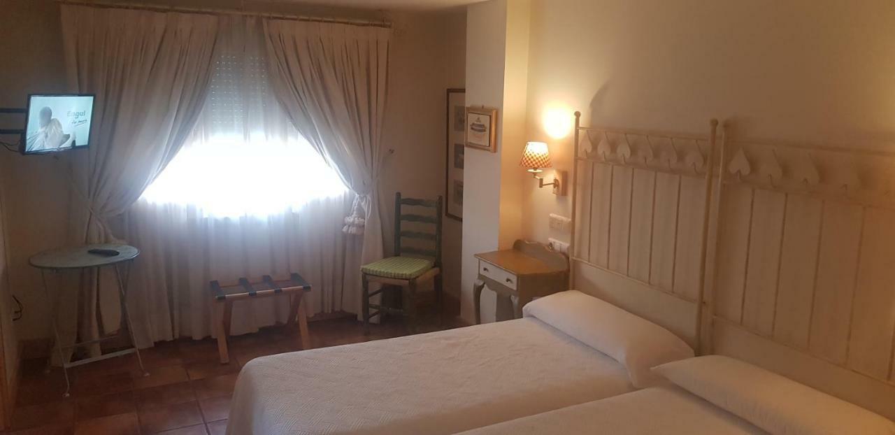 Hospedium Hotel Spa Puerta Vadinia Cistierna Dış mekan fotoğraf